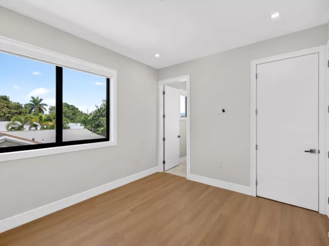 4-bedroom home for rent in Fort Lauderdale - 704 SW 9th Street - MondialRealty