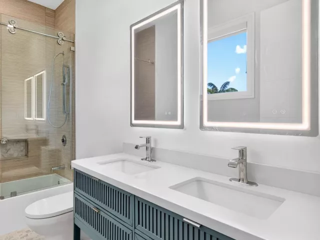 4-bedroom home for rent in Fort Lauderdale - 704 SW 9th Street - MondialRealty