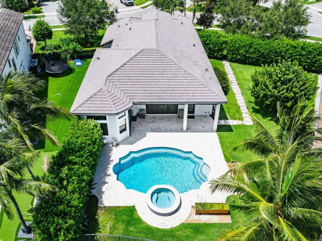 3-bedroom home for sale in Delray Beach - 16872 Pavilion Way - MondialRealty