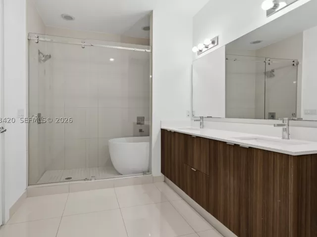 3-bedroom home for sale in Miami - 11756 SW 106th Ter . - MondialRealty