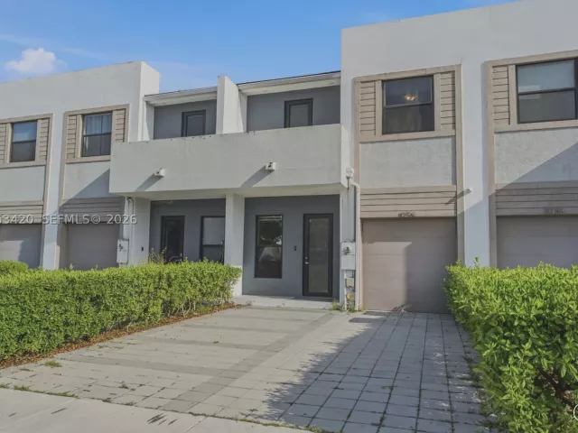 3-bedroom home for sale in Miami - 11756 SW 106th Ter . - MondialRealty