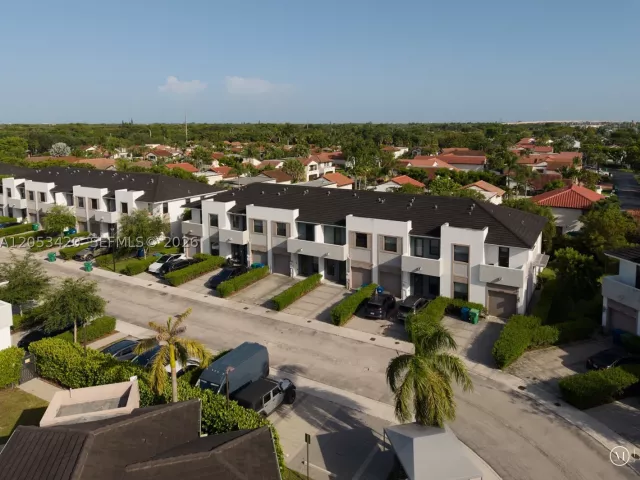3-bedroom home for sale in Miami - 11756 SW 106th Ter . - MondialRealty