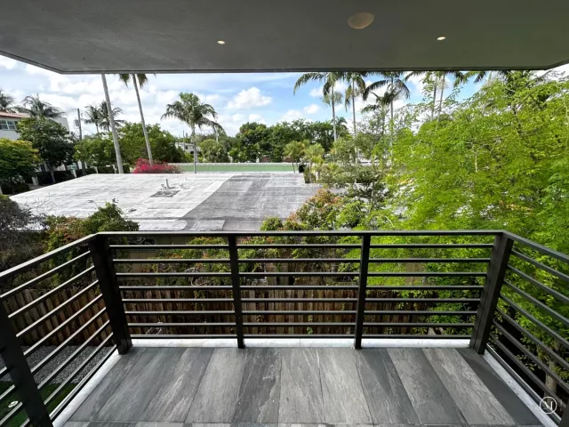 2-bedroom home for rent in Fort Lauderdale - 815 NE 17TH Avenue 3 - MondialRealty