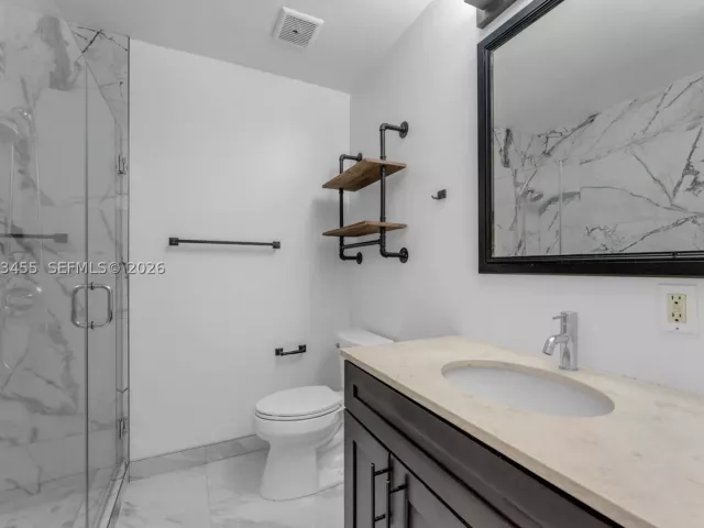 3-bedroom home for sale in Miami - 2900 SW 98th Ave - MondialRealty