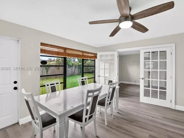 4-bedroom home for rent in Fort Lauderdale - 649 W Evanston Cir - MondialRealty