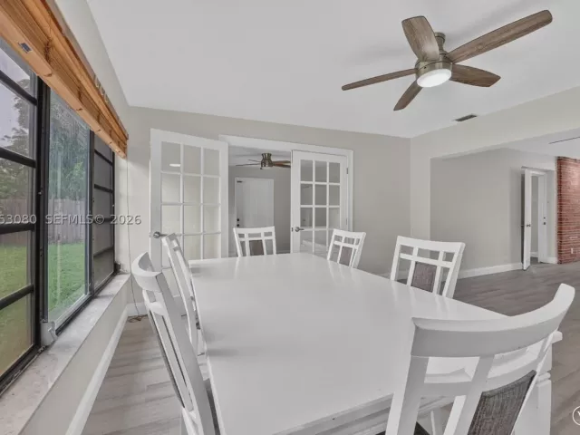 4-bedroom home for rent in Fort Lauderdale - 649 W Evanston Cir - MondialRealty