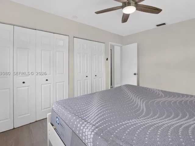 4-bedroom home for rent in Fort Lauderdale - 649 W Evanston Cir - MondialRealty