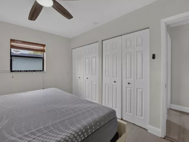4-bedroom home for rent in Fort Lauderdale - 649 W Evanston Cir - MondialRealty
