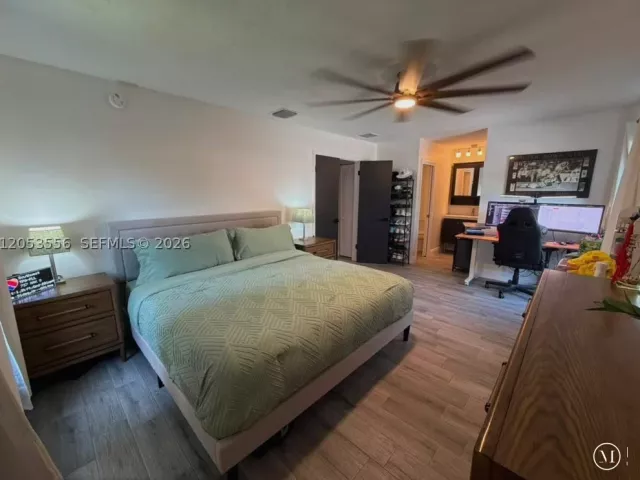 2-bedroom home for sale in Pembroke Pines - 1490 Flamingo Ct - MondialRealty