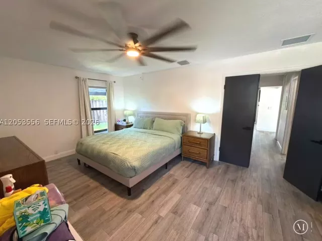 2-bedroom home for sale in Pembroke Pines - 1490 Flamingo Ct - MondialRealty