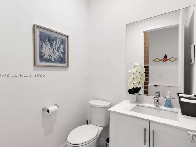 3-bedroom home for rent in Doral - 4374 NW 81st Ave - MondialRealty