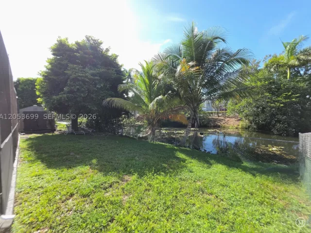 3-bedroom home for rent in Cooper City - 9240 SW 56th St 0 - MondialRealty