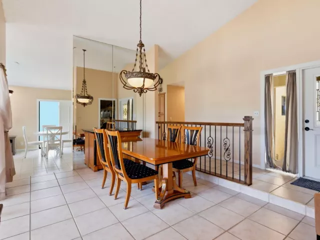 4-bedroom home for sale in Boca Raton - 20986 Rustlewood Avenue - MondialRealty