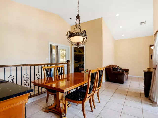 4-bedroom home for sale in Boca Raton - 20986 Rustlewood Avenue - MondialRealty