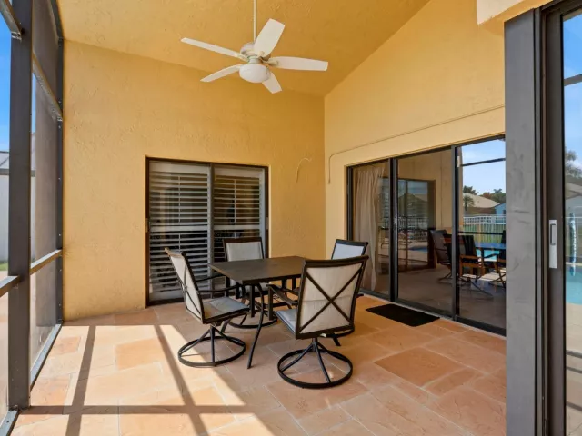 4-bedroom home for sale in Boca Raton - 20986 Rustlewood Avenue - MondialRealty