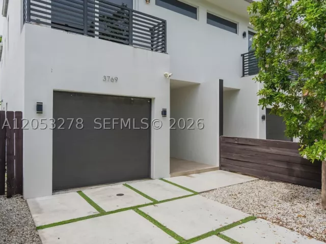 3-bedroom home for sale in Miami - 3769 SW 27th Ln 3769 - MondialRealty