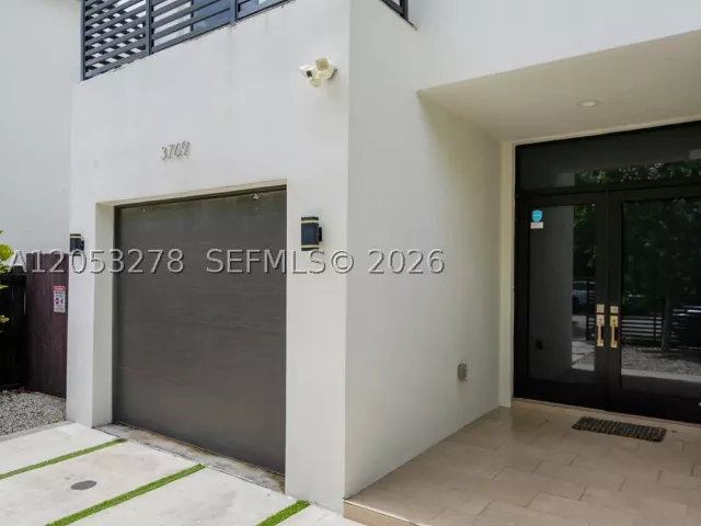 3-bedroom home for sale in Miami - 3769 SW 27th Ln 3769 - MondialRealty