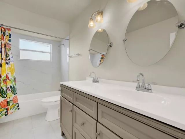 3-bedroom home for sale in Boca Raton - 22229 SW 65TH Terrace - MondialRealty