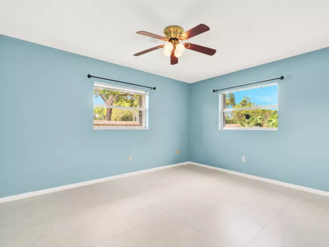 3-bedroom home for sale in Boca Raton - 22229 SW 65TH Terrace - MondialRealty