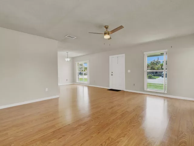 3-bedroom home for sale in Boca Raton - 22229 SW 65TH Terrace - MondialRealty