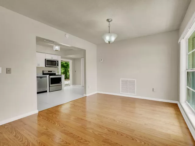 3-bedroom home for sale in Boca Raton - 22229 SW 65TH Terrace - MondialRealty