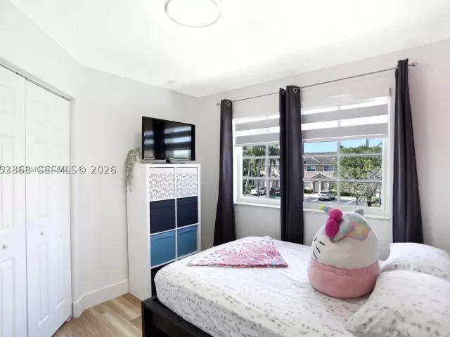 3-bedroom home for rent in Doral - 5701 NW 114th Ct 106 - MondialRealty