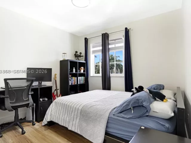3-bedroom home for rent in Doral - 5701 NW 114th Ct 106 - MondialRealty