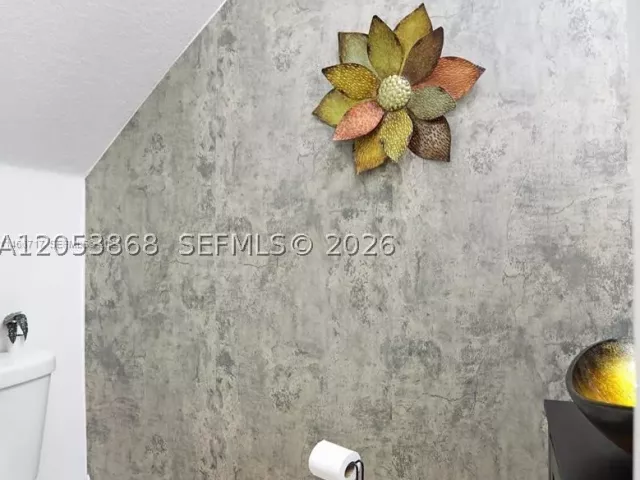 3-bedroom home for rent in Doral - 5701 NW 114th Ct 106 - MondialRealty