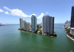 Apartment #T-2208 at Met 1