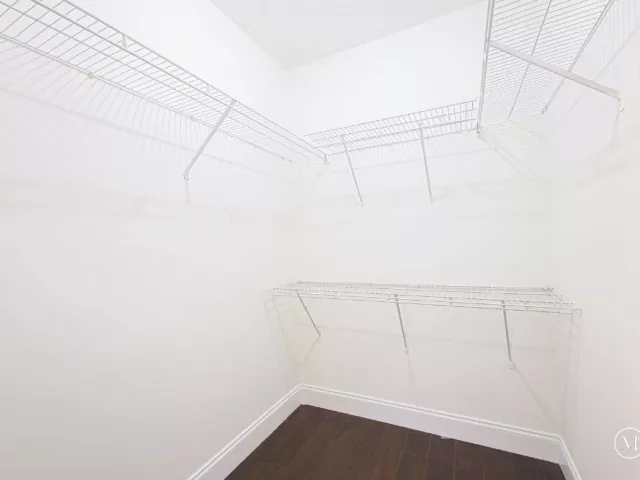 5-bedroom home for sale in Boca Raton - 384 NW 23rd Street - MondialRealty