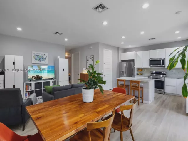 3-bedroom home for sale in Miami - 658 NE 193rd Ter - MondialRealty