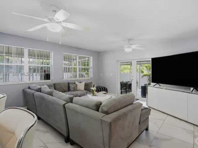2-bedroom home for sale in Miami - 741 NE 81st St - MondialRealty
