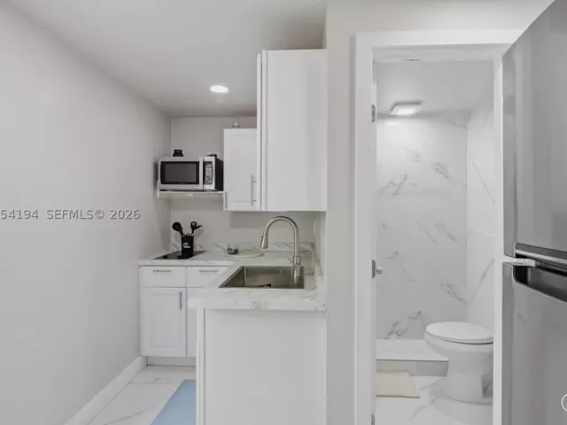 2-bedroom home for sale in Miami - 741 NE 81st St - MondialRealty