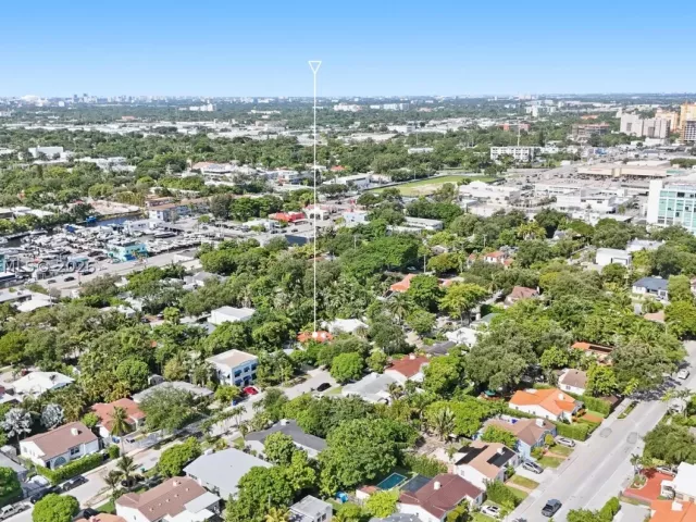 2-bedroom home for sale in Miami - 741 NE 81st St - MondialRealty