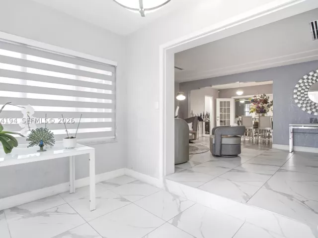 2-bedroom home for sale in Miami - 741 NE 81st St - MondialRealty