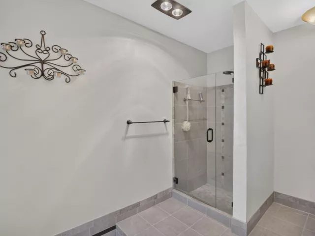 4-bedroom home for sale in Boca Raton - 17667 Pine Needle Terrace - MondialRealty