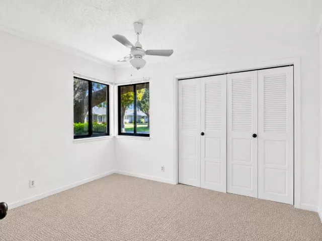 4-bedroom home for sale in Boca Raton - 17667 Pine Needle Terrace - MondialRealty