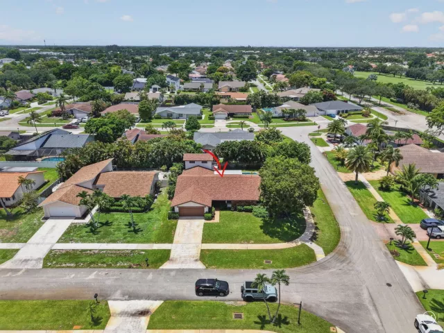4-bedroom home for sale in Boca Raton - 17667 Pine Needle Terrace - MondialRealty