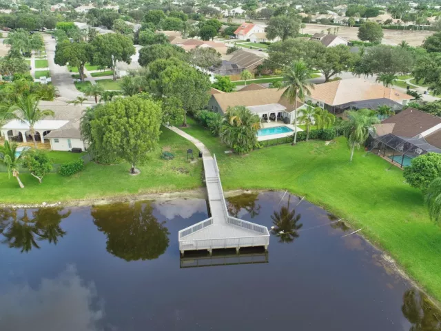4-bedroom home for sale in Boca Raton - 17667 Pine Needle Terrace - MondialRealty