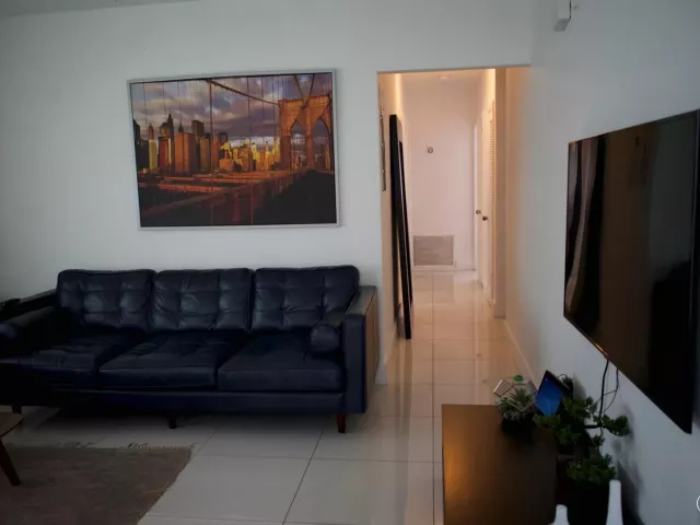 3-bedroom home for sale in Miami - 11150 Peachtree Drive - MondialRealty