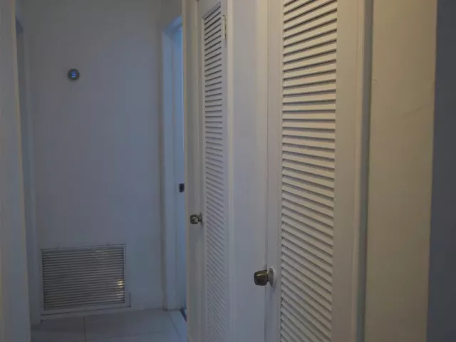 3-bedroom home for sale in Miami - 11150 Peachtree Drive - MondialRealty