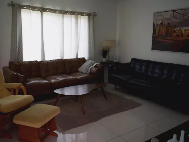 3-bedroom home for sale in Miami - 11150 Peachtree Drive - MondialRealty
