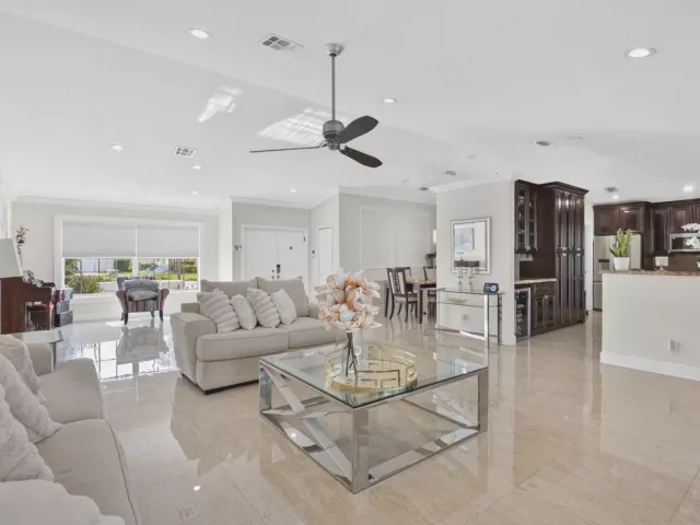 4-bedroom home for sale in Boca Raton - 19505 SEDGEFIELD Terrace - MondialRealty