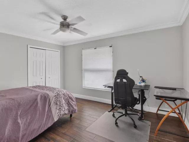 4-bedroom home for sale in Boca Raton - 19505 SEDGEFIELD Terrace - MondialRealty