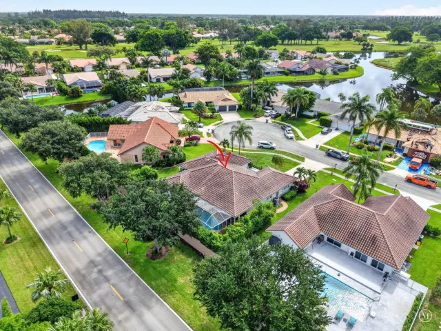 4-bedroom home for sale in Boca Raton - 19505 SEDGEFIELD Terrace - MondialRealty