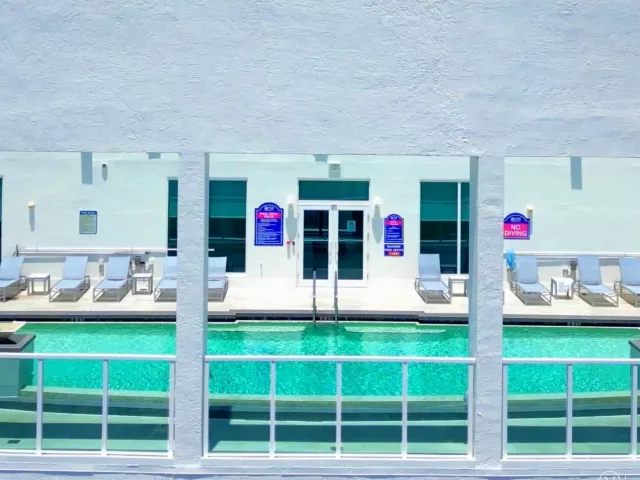 2-bedroom condo for sale in Fort Lauderdale - 350 SE 2ND Street 2630 - MondialRealty