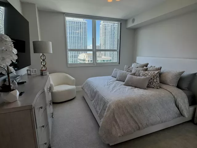 2-bedroom condo for sale in Fort Lauderdale - 350 SE 2ND Street 2630 - MondialRealty