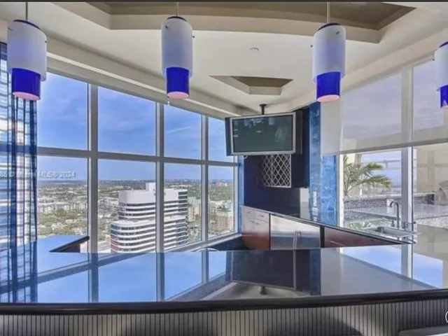 2-bedroom condo for rent in Fort Lauderdale - 350 SE 2ND Street 2630 - MondialRealty