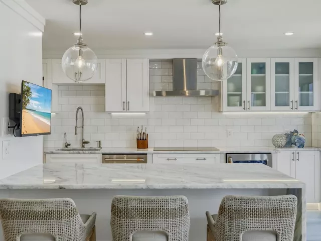 2-bedroom condo for sale in Fort Lauderdale - 3400 Galt Ocean Drive 1704S - MondialRealty