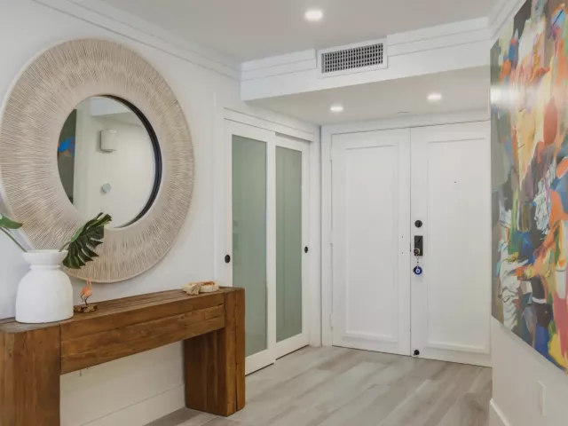 2-bedroom condo for sale in Fort Lauderdale - 3400 Galt Ocean Drive 1704S - MondialRealty